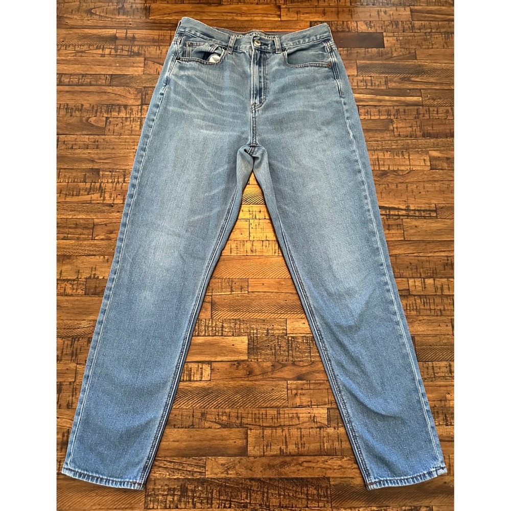 American Eagle Outfitters Light Blue Straight Leg Jeans
